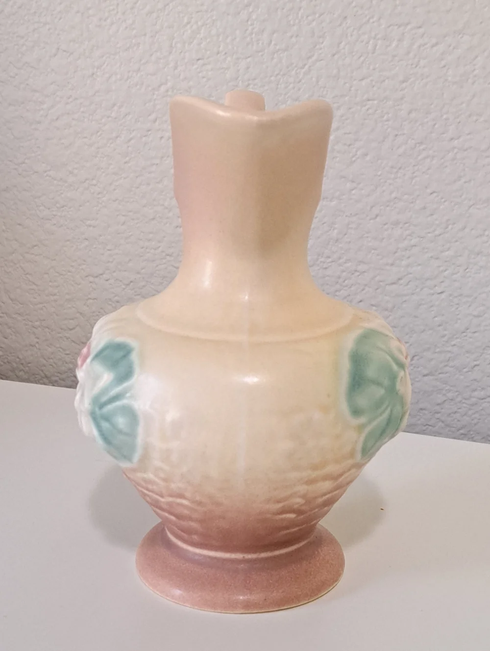 Vintage Hull Art Pottery Water Lily Ewer Vase Pitcher L3 - 5 1/2-inch USA